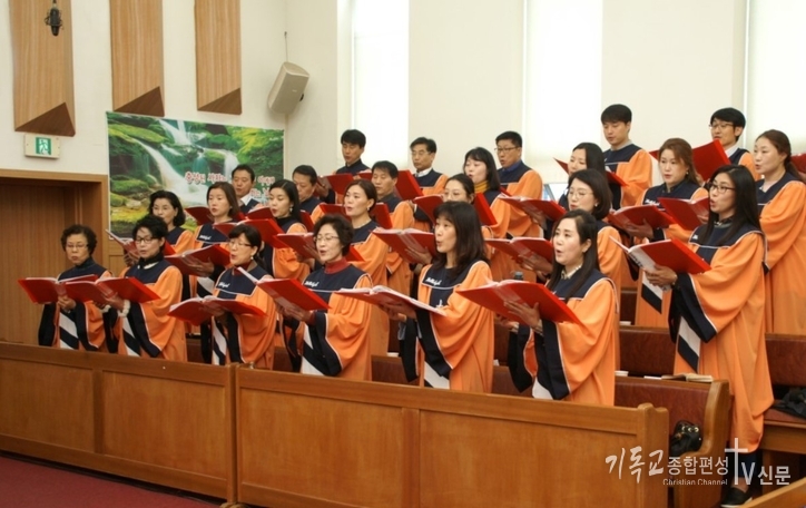 신성교회 성가대. /사진=신성교회 캡처