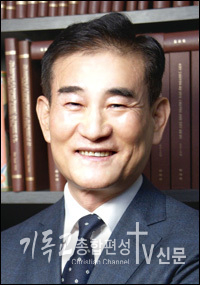 총신대학교 유해석 교수