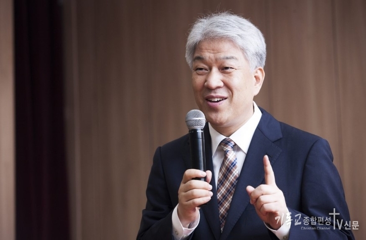 김문훈목사 부산포도원교회 담임. /사진=부산포도원교회