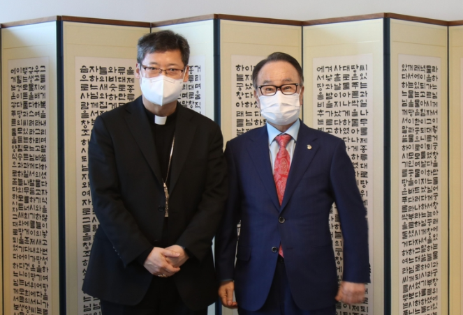천주교 정순택 대주교 , 한교연 류영모회장. /사진=한교연